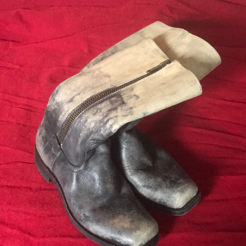 Cute Frye Boots Size 9